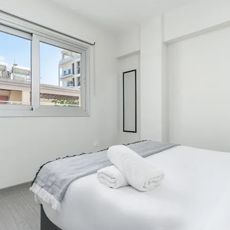 2-br By Finikoudes Apartamento