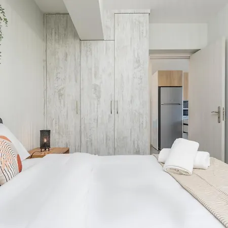 2-br By Finikoudes Apartamento Lárnaca