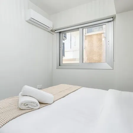 2-br By Finikoudes Apartamento