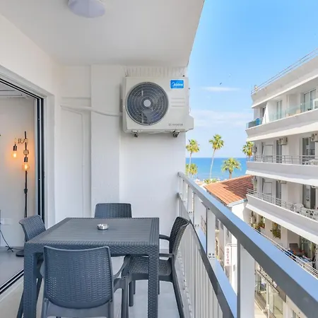 Apartman 2-br By Finikoudes Lárnaka